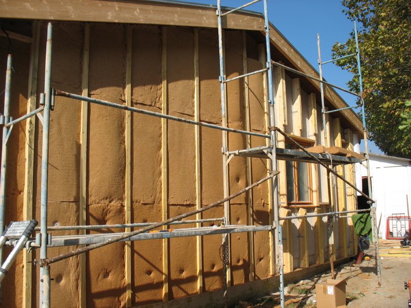 Pose de 140mm de fibre de bois et pare pluie