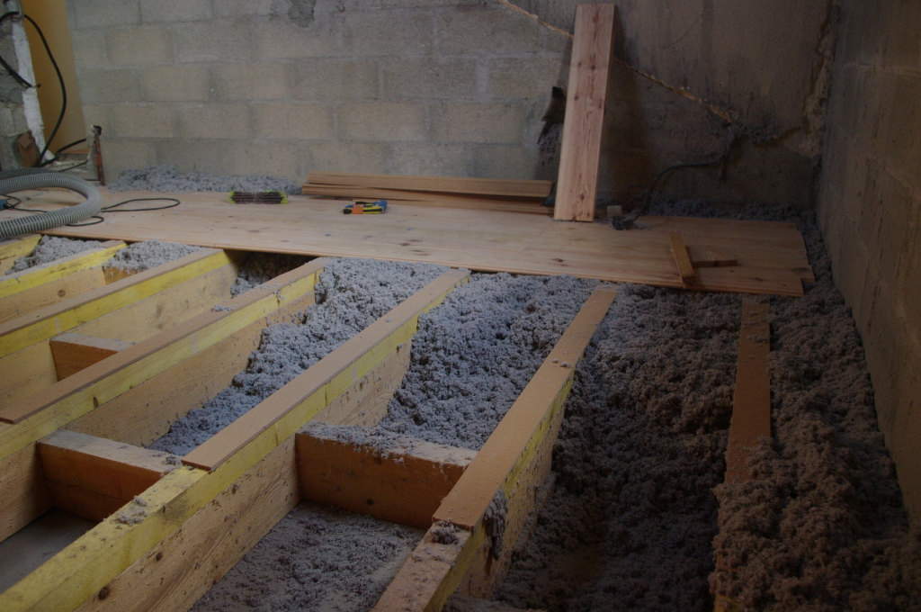 Isolation ouate de cellulose  sous parquet